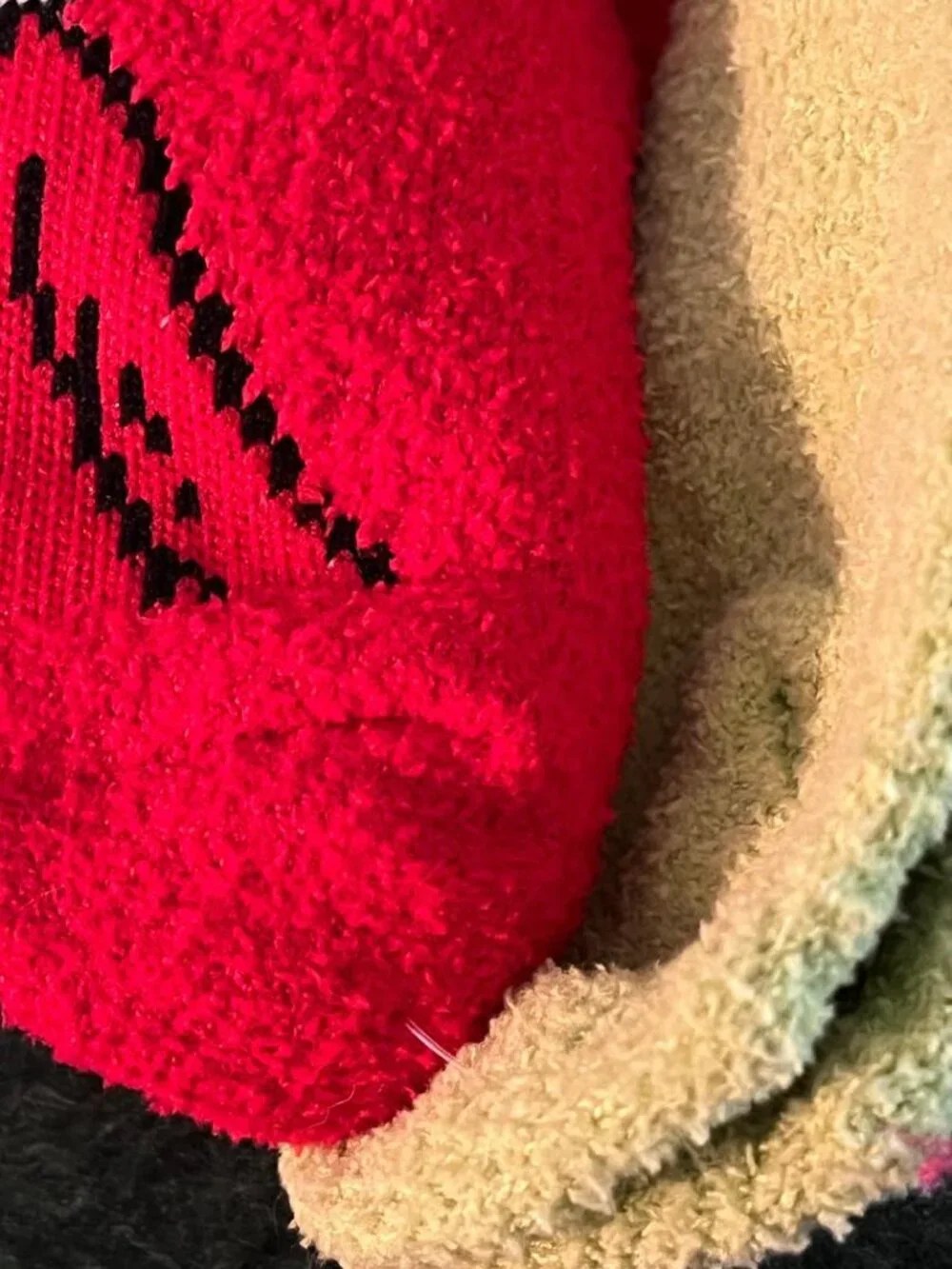Dr. Seuss The Grinch Socks 2 pr